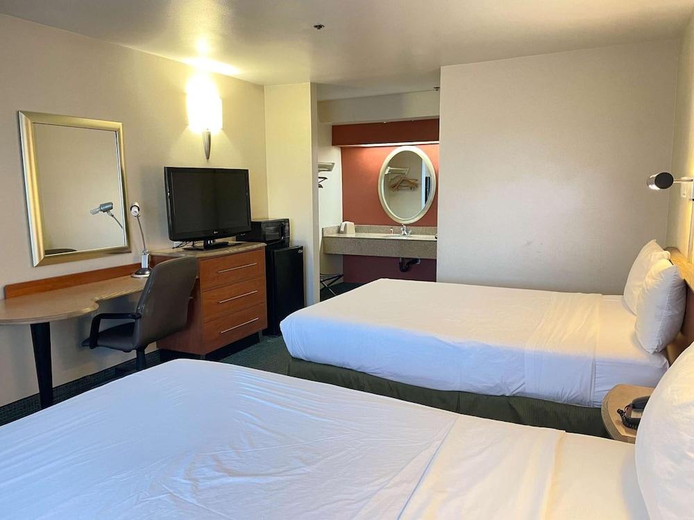 Motel 6 Barstow, Ca I15 And Lenwood Road Exteriör bild